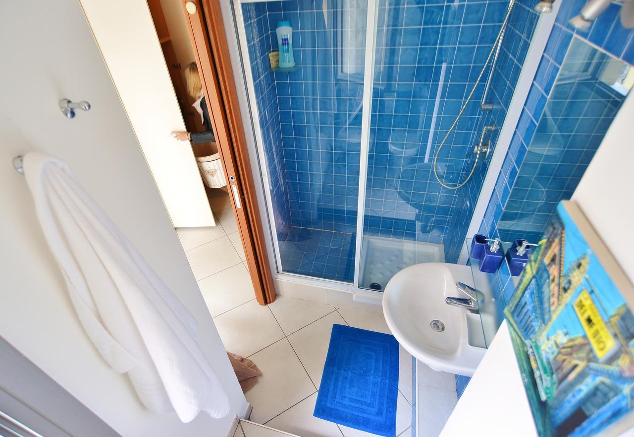 Casa Crissi Apartment Alba  Luaran gambar